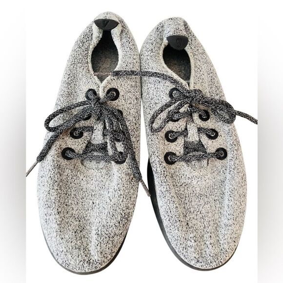 ALLBIRDS WOOL RUNNERS HEATHER GREY ATLAS UPPER BLACK SOLE MENS 11 - Picture 1 of 9